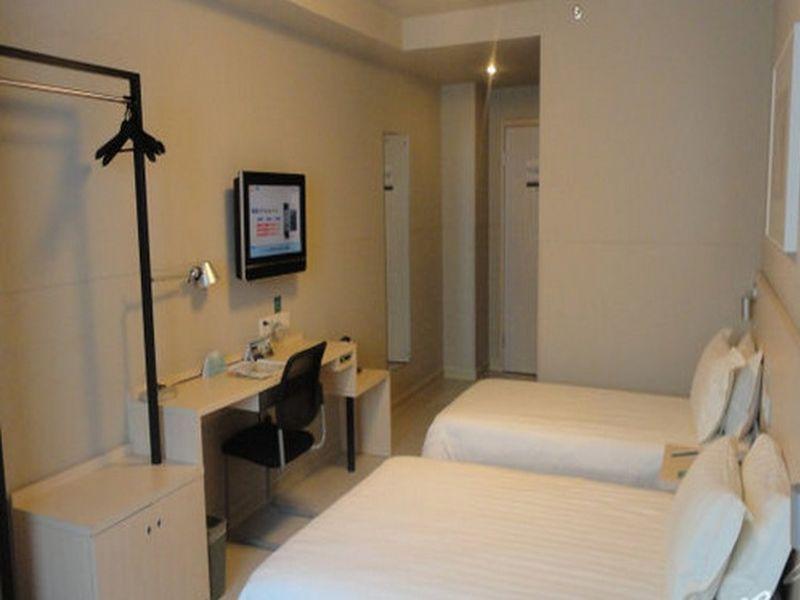 Holiday Inn Express Shantou City Center By Ihg Exterior photo
